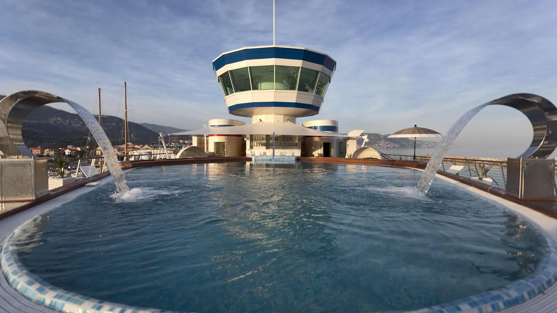 Albergo Yacht Club Marina Di Loano 2*,  Italien