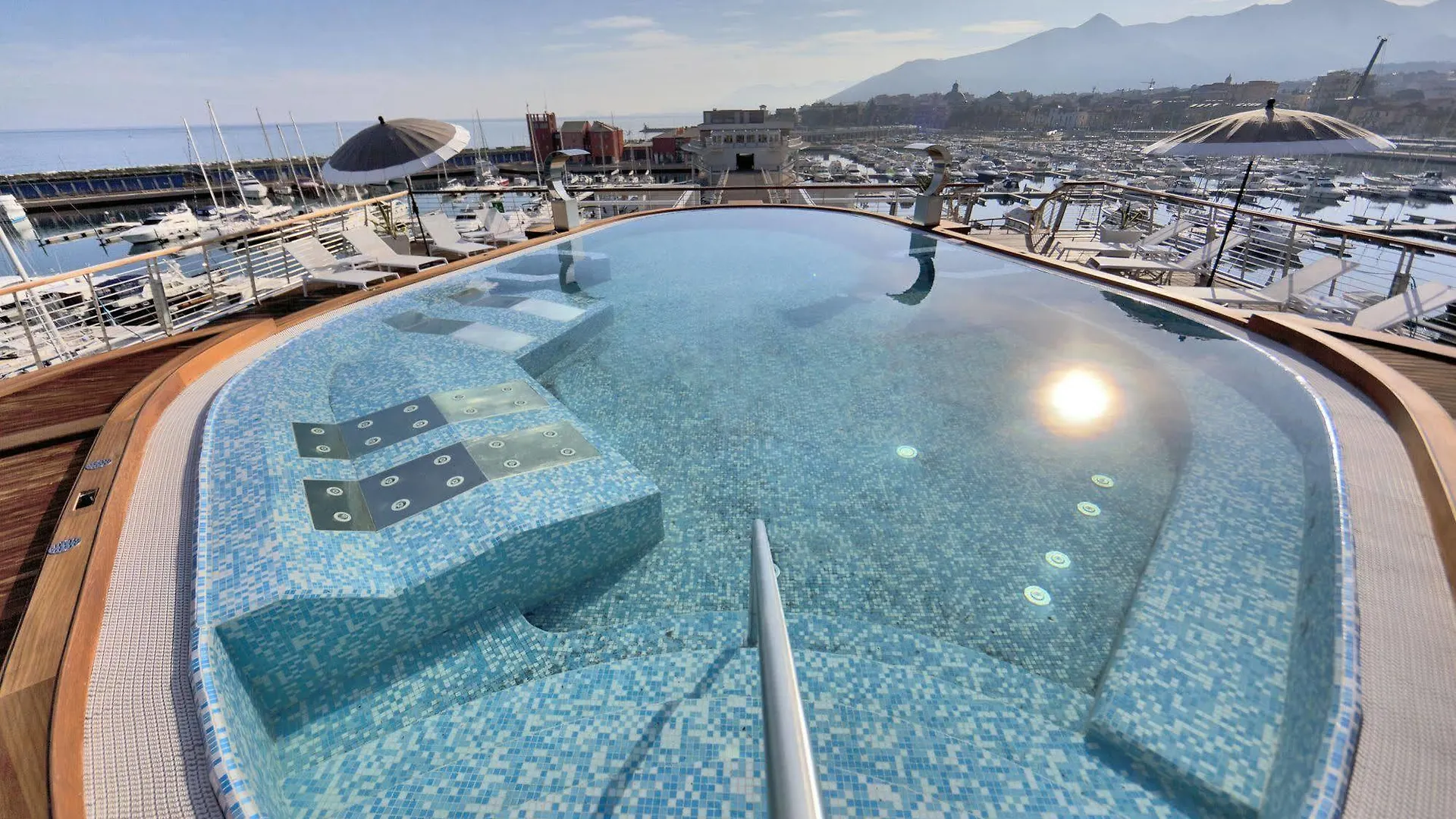 Albergo Yacht Club Marina Di Loano Hotel